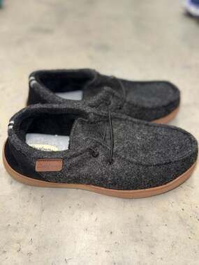 Dearfoams Men's Bennett Indoor/Outdoor Memory Foam Chukka Slippers in Dark Heath